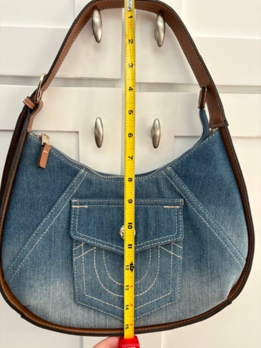 TRUE RELIGION DARK DENIM HOBO Shoulder Bag~ Brown Trim~Horseshoe pocket~NWOT - Picture 7 of 8